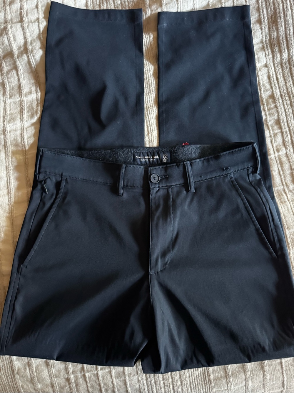 Men's Navy Abercrombie Performance Pants like new